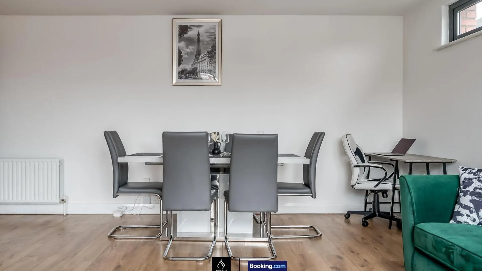 2 Bed Modern Cozy Apt By Boyeilles Apartments Short Lets & Serviced Accommodation Belfast With Free Wifi