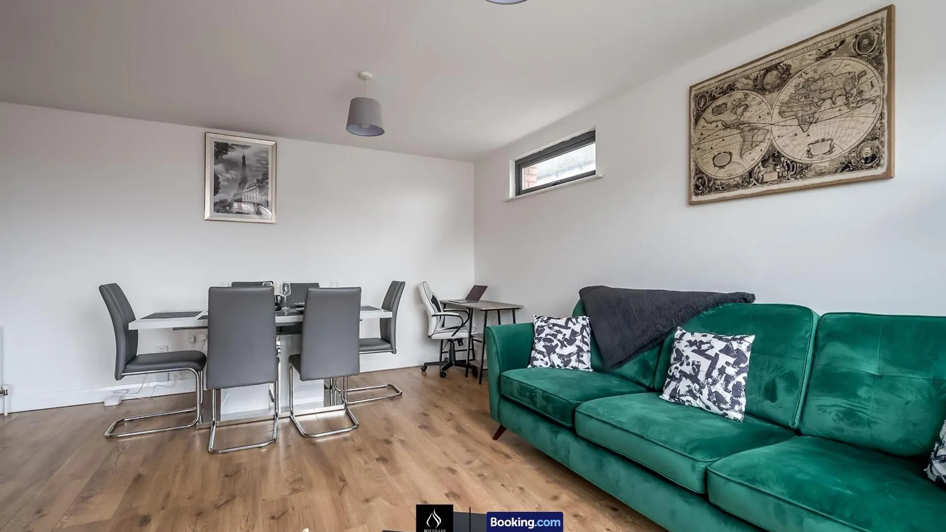 2 Bed Modern Cozy Apt By Boyeilles Apartments Short Lets & Serviced Accommodation Belfast With Free Wifi
