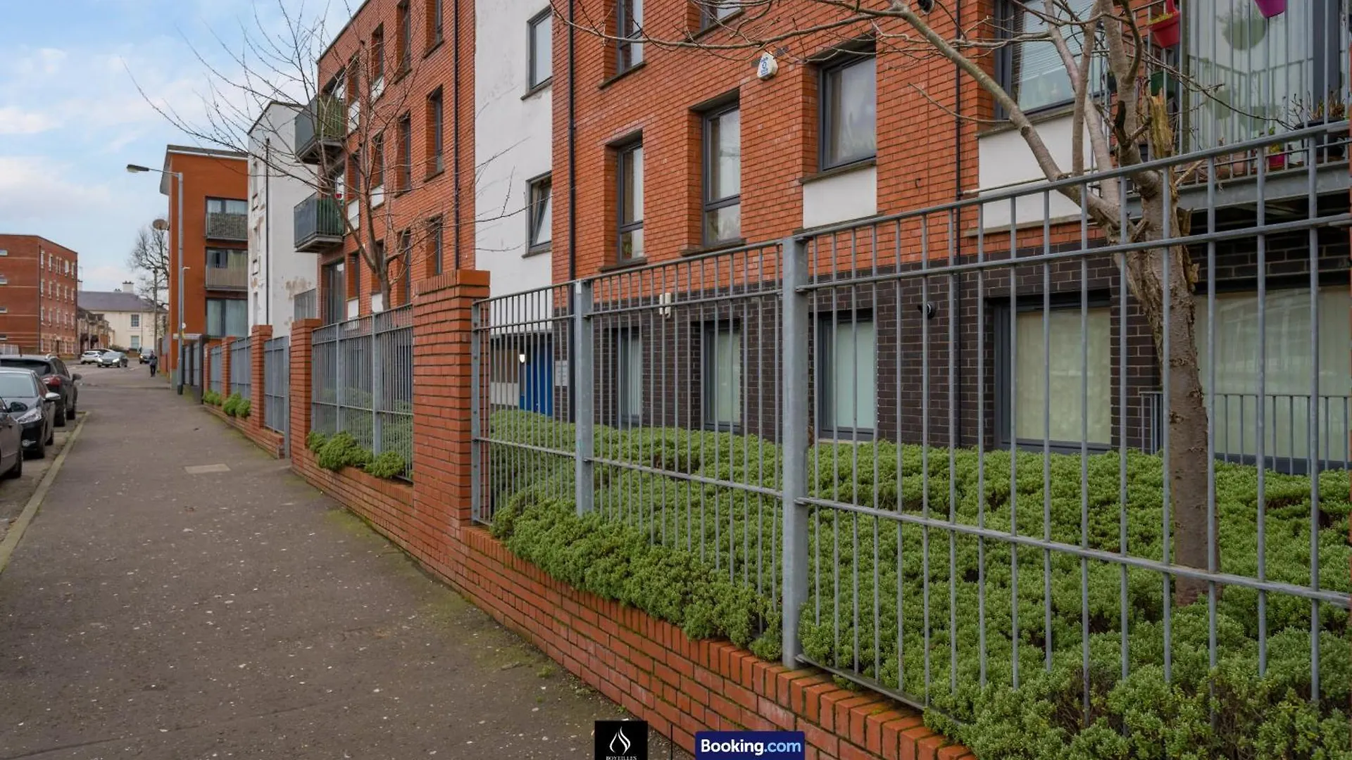 2 Bed Modern Cozy Apt By Boyeilles Apartments Short Lets & Serviced Accommodation Belfast With Free Wifi United Kingdom